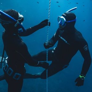 Une session coaching et accompagnement sur le câble en profondeur, cours d'apnée en sécurité à Villefranche